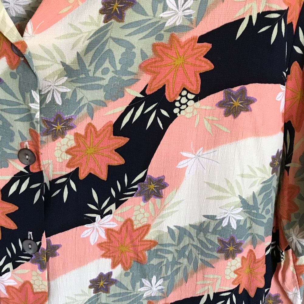 Women's Floral Print Top - Multicolor - Picture 3 of 16